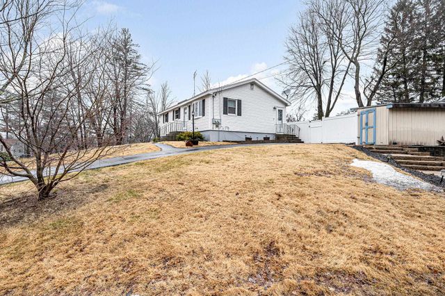 4 Kittery Drive, Nashua, NH 03062