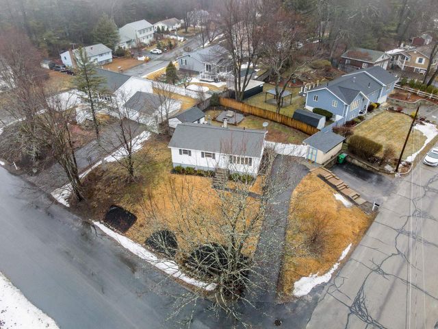 4 Kittery Drive, Nashua, NH 03062