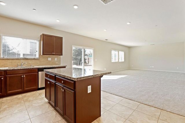 2025 Daybreak St, Roseville, CA 95747