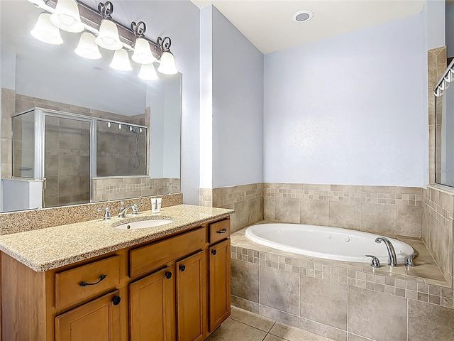 2380 BELLA VISTA DRIVE, Davenport, FL 33897