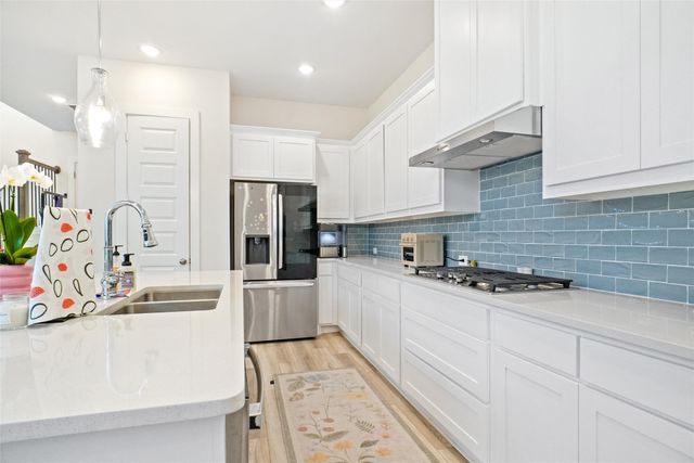 6113 Kessler Drive, North Richland Hills, TX 76180