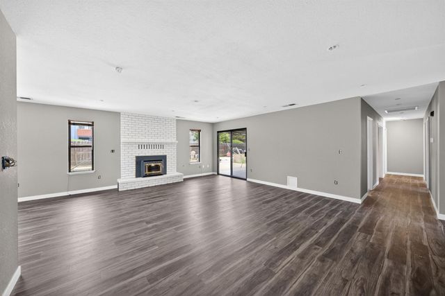 1506 Hope Street, Selma, CA 93662