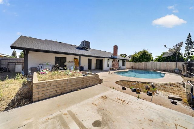 1506 Hope Street, Selma, CA 93662