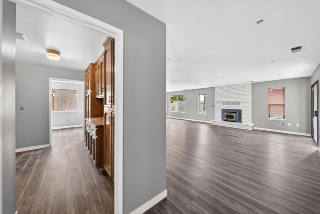 1506 Hope Street, Selma, CA 93662