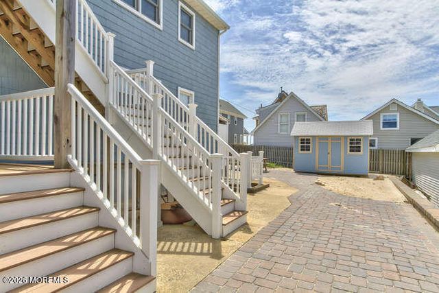 4 Camden Avenue Up, Lavallette, NJ 08735