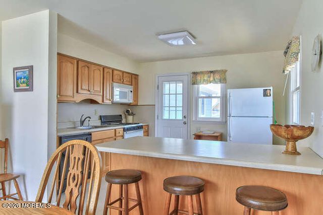 4 Camden Avenue Up, Lavallette, NJ 08735