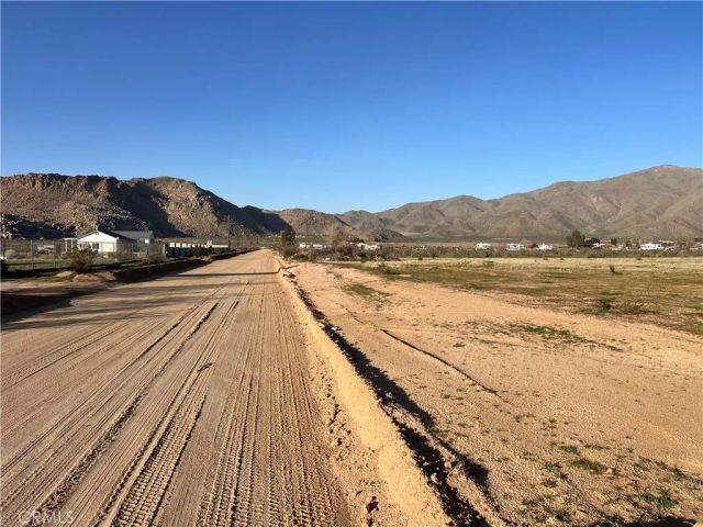 3 Manzana, Apple Valley, CA 92308