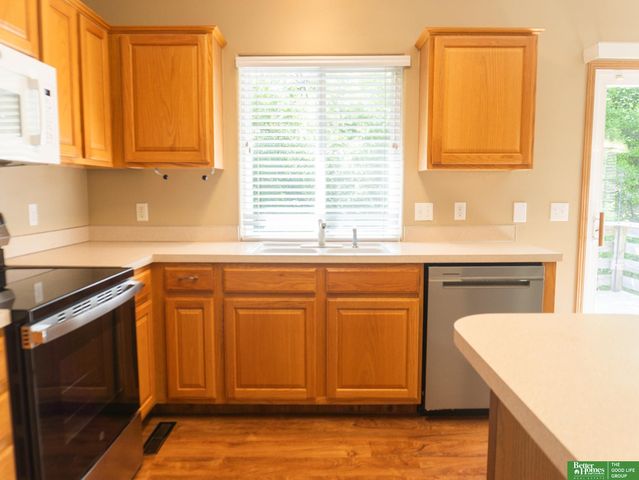 4210 S 178 Street, Omaha, NE 68135