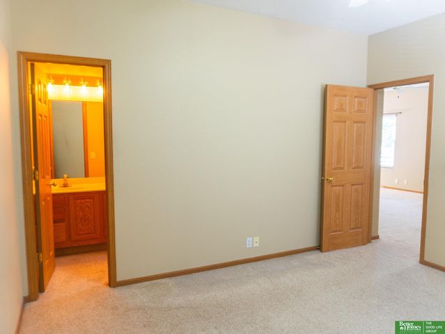 4210 S 178 Street, Omaha, NE 68135