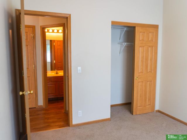 4210 S 178 Street, Omaha, NE 68135