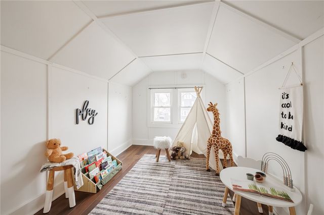 50 Florida Avenue, Greece, NY 14616