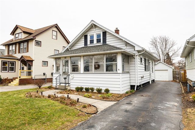 50 Florida Avenue, Greece, NY 14616