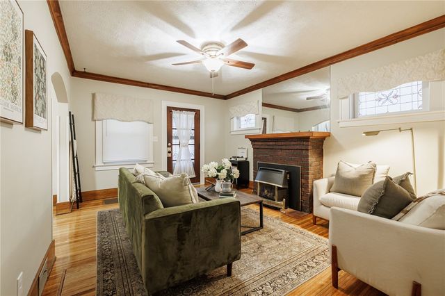 50 Florida Avenue, Greece, NY 14616