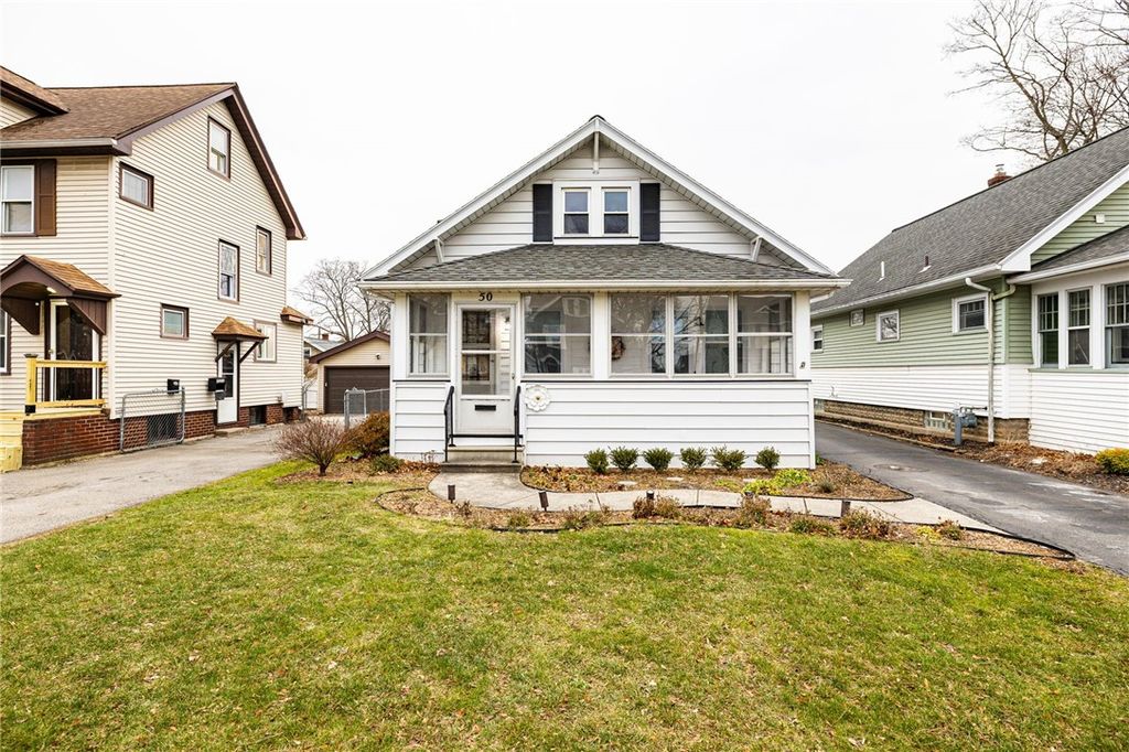 50 Florida Avenue, Greece, NY 14616