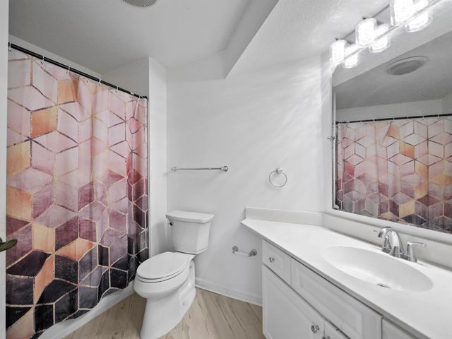 2200 Vista Cove Rd, St Augustine, FL 32084