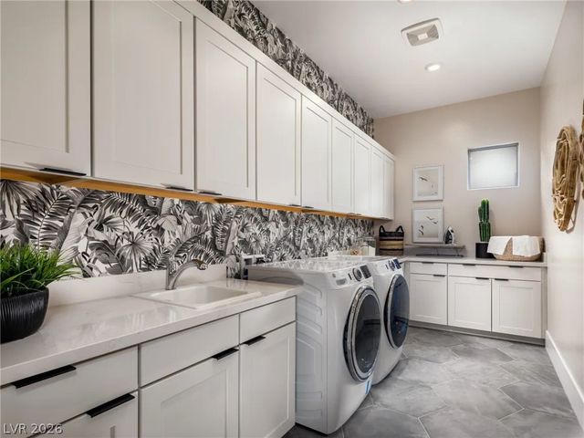 10182 Venetian Brick Place, Las Vegas, NV 89143