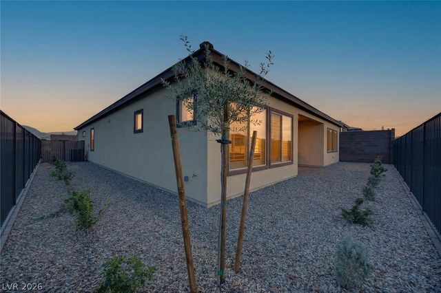 10182 Venetian Brick Place, Las Vegas, NV 89143