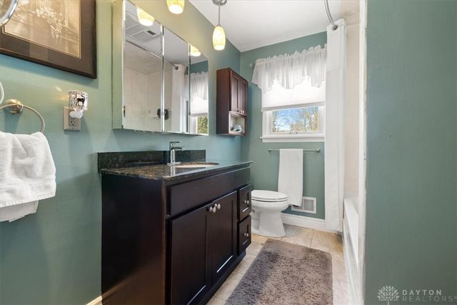 1594 Mapleton Drive, Centerville, OH 45459