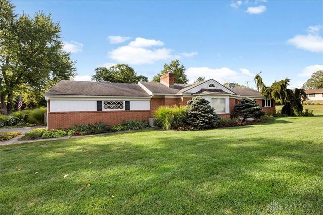 1594 Mapleton Drive, Centerville, OH 45459