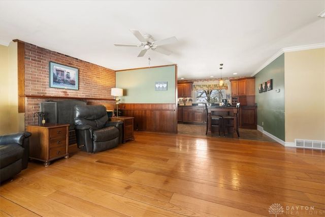 1594 Mapleton Drive, Centerville, OH 45459