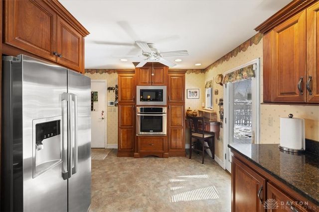 1594 Mapleton Drive, Centerville, OH 45459