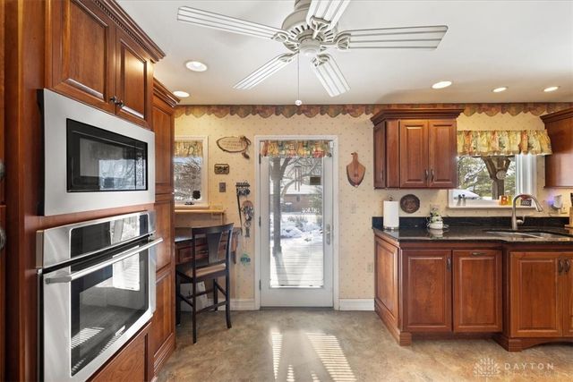 1594 Mapleton Drive, Centerville, OH 45459