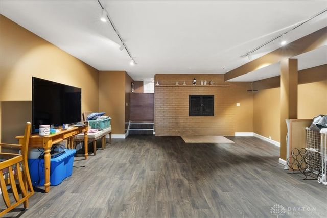 1594 Mapleton Drive, Centerville, OH 45459