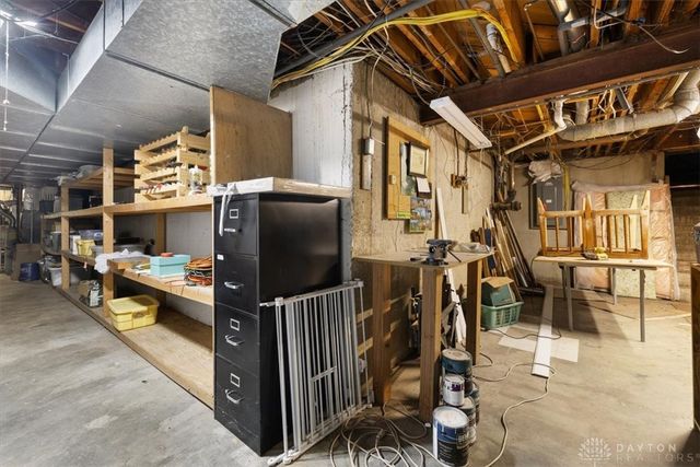 1594 Mapleton Drive, Centerville, OH 45459