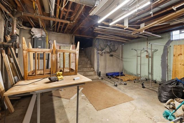 1594 Mapleton Drive, Centerville, OH 45459