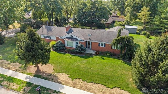 1594 Mapleton Drive, Centerville, OH 45459