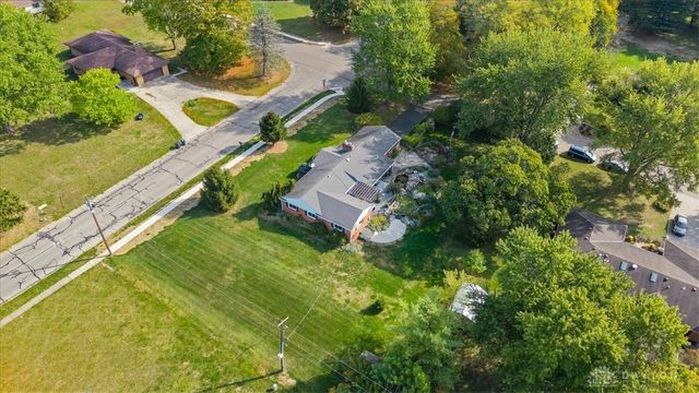 1594 Mapleton Drive, Centerville, OH 45459