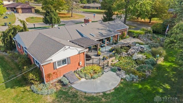 1594 Mapleton Drive, Centerville, OH 45459