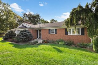 1594 Mapleton Drive, Centerville, OH 45459