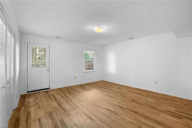 1529 Brenland CIR, Virginia Beach, VA 23464