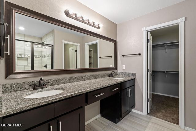 1908 THOMAS LACKLAND Street, El Paso, TX 79938