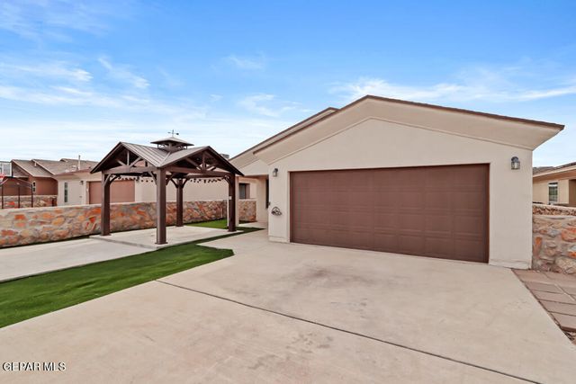 1908 THOMAS LACKLAND Street, El Paso, TX 79938