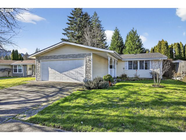 1691 Se CEDAR CREEK Pl, Gresham, OR 97080