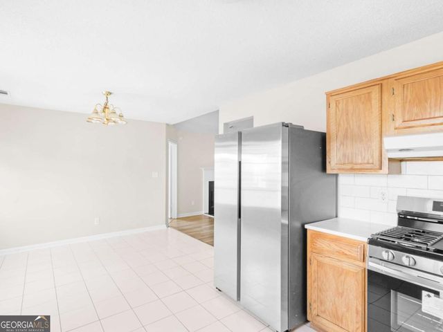 276 Village Drive, Mcdonough, GA 30253