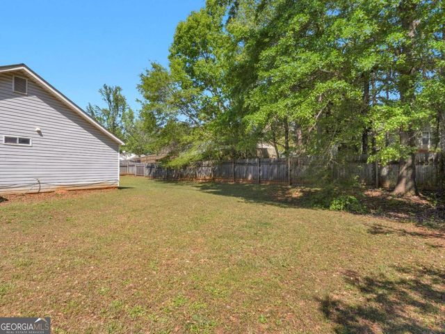 276 Village Drive, Mcdonough, GA 30253