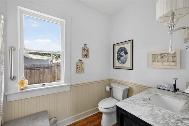 6207 MAIN STREET, New Port Richey, FL 34653