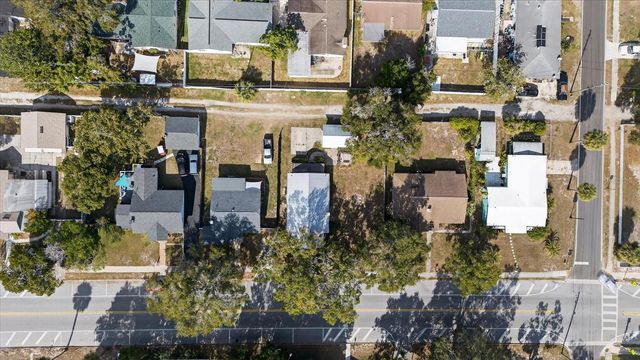 6207 MAIN STREET, New Port Richey, FL 34653