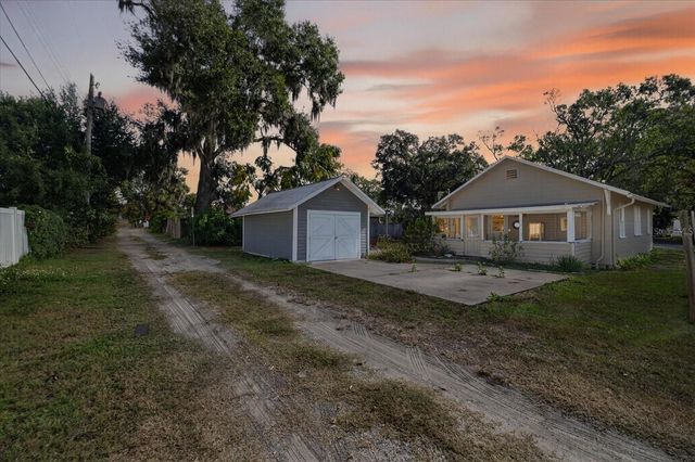 6207 MAIN STREET, New Port Richey, FL 34653