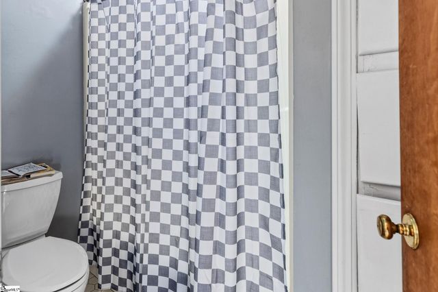 1 Bellamy Court, Taylors, SC 29687