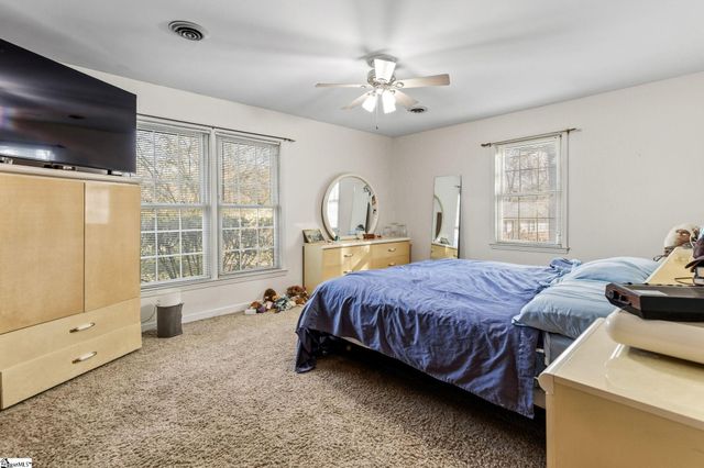 1 Bellamy Court, Taylors, SC 29687