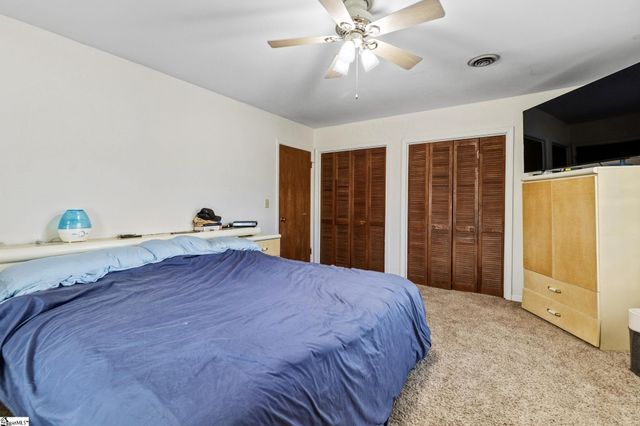 1 Bellamy Court, Taylors, SC 29687