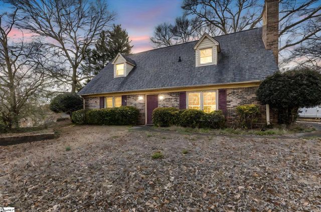 1 Bellamy Court, Taylors, SC 29687