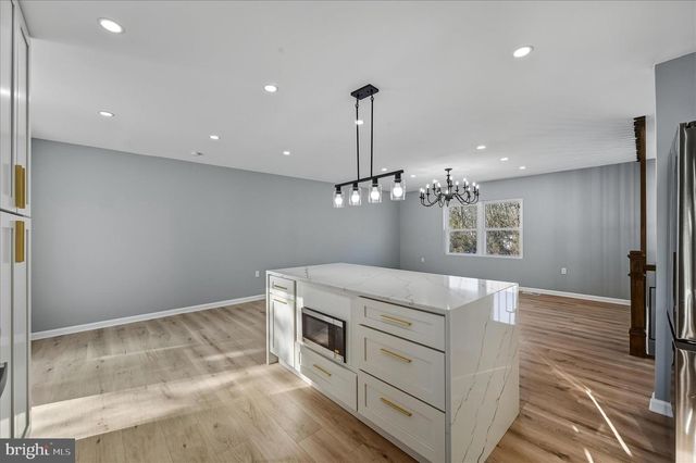 110 ELAINE DR, Winchester, VA 22602