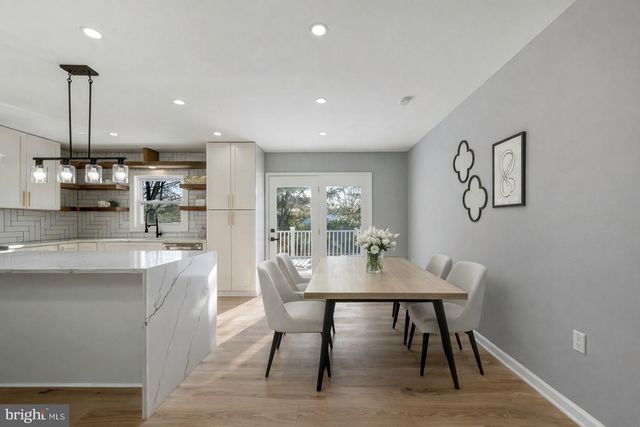 110 ELAINE DR, Winchester, VA 22602