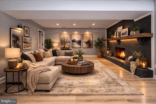 110 ELAINE DR, Winchester, VA 22602