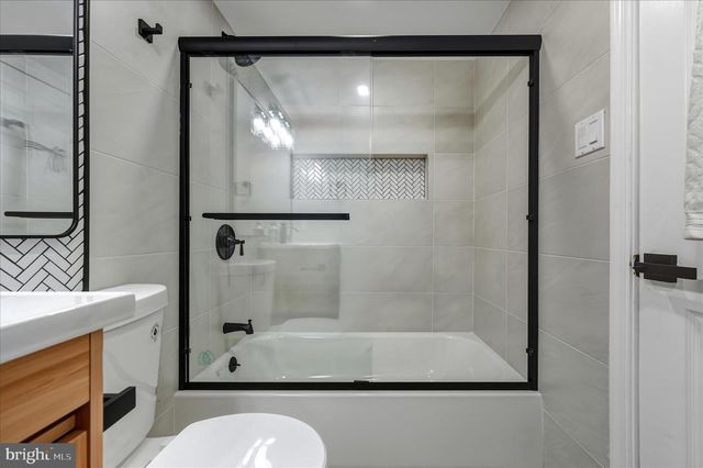 110 ELAINE DR, Winchester, VA 22602